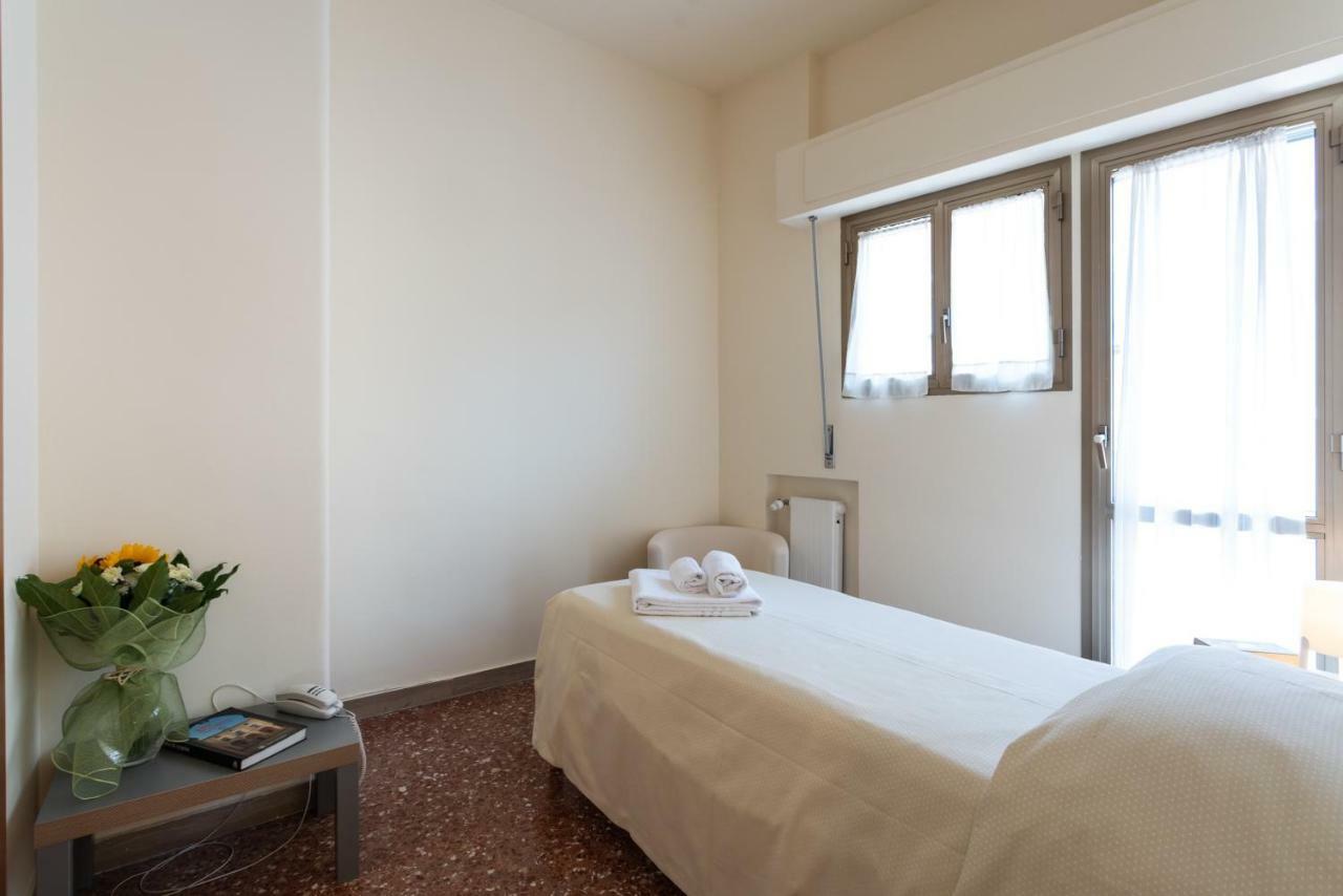 Casa Adele Hotell Roma Eksteriør bilde