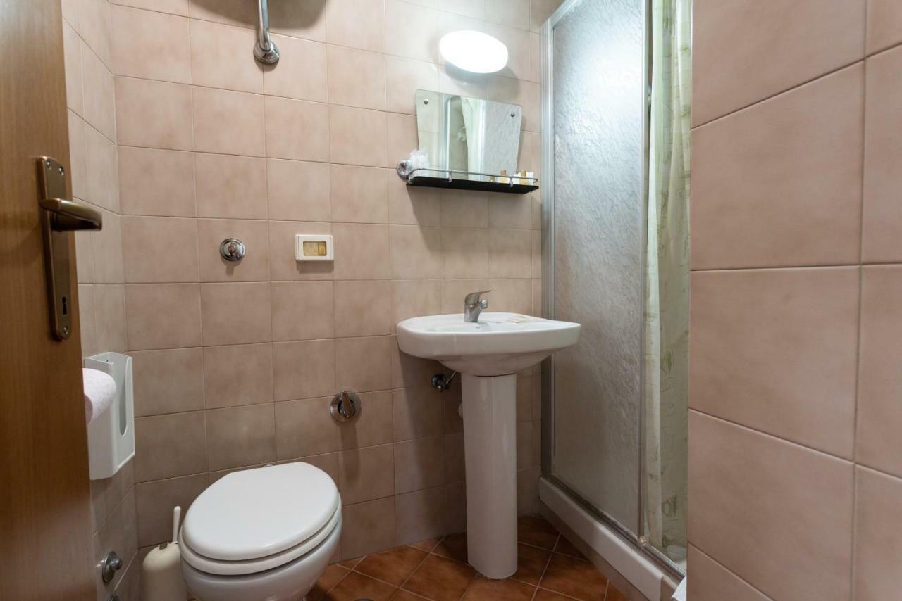 Casa Adele Hotell Roma Eksteriør bilde